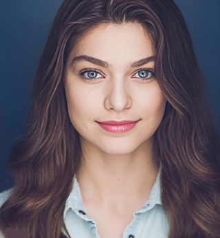 Catharine Daddario Age, Bio, Career, Achievements 2024